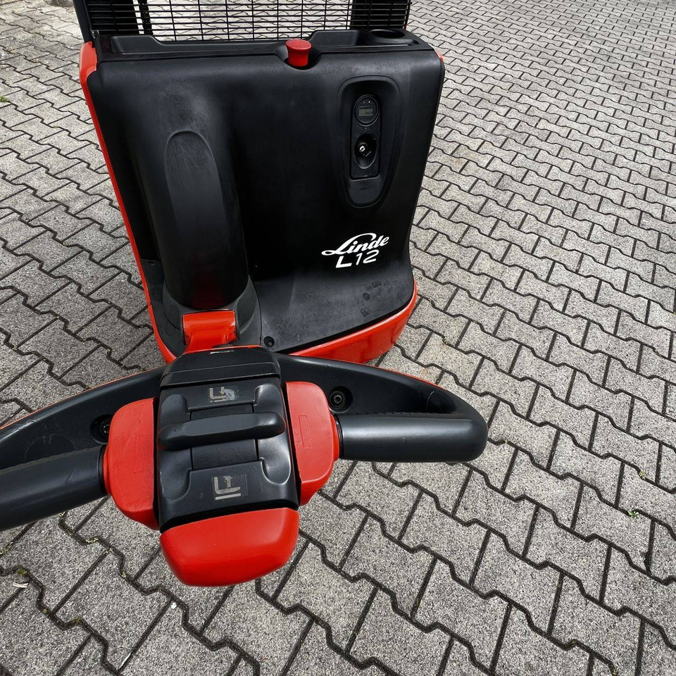 Linde L12 (1172) - Apilador: foto 4 Linde L12 (1172) - Apilador: foto 4