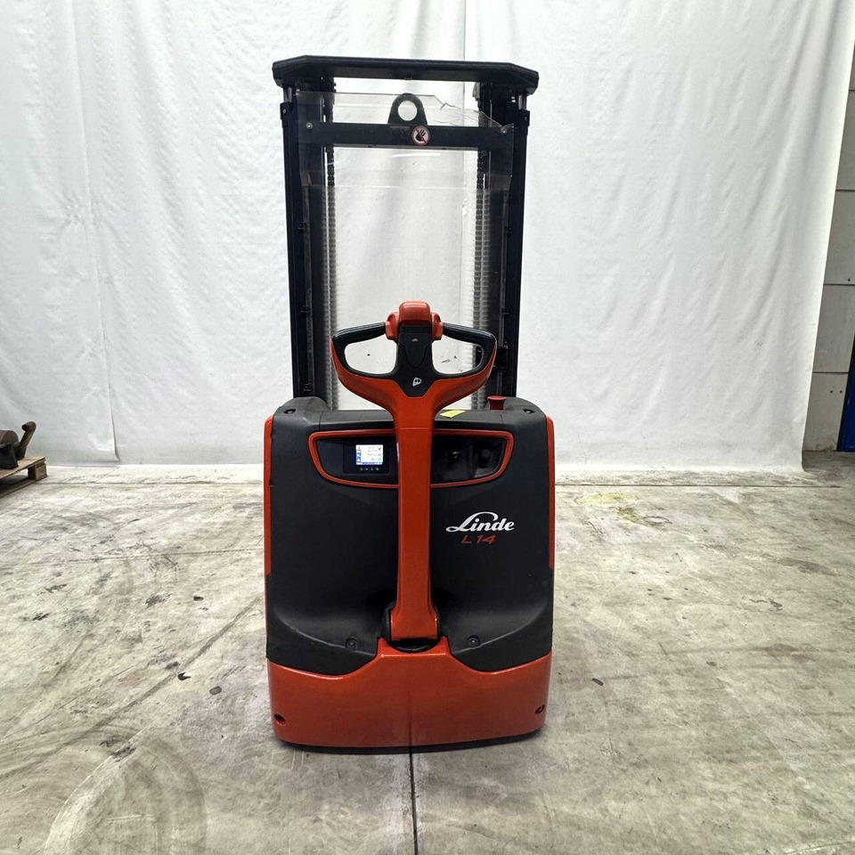 Linde L14 (1173) - Apilador: foto 4 Linde L14 (1173) - Apilador: foto 4