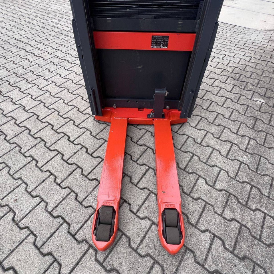 Linde L14 (1173) - Apilador: foto 4 Linde L14 (1173) - Apilador: foto 4