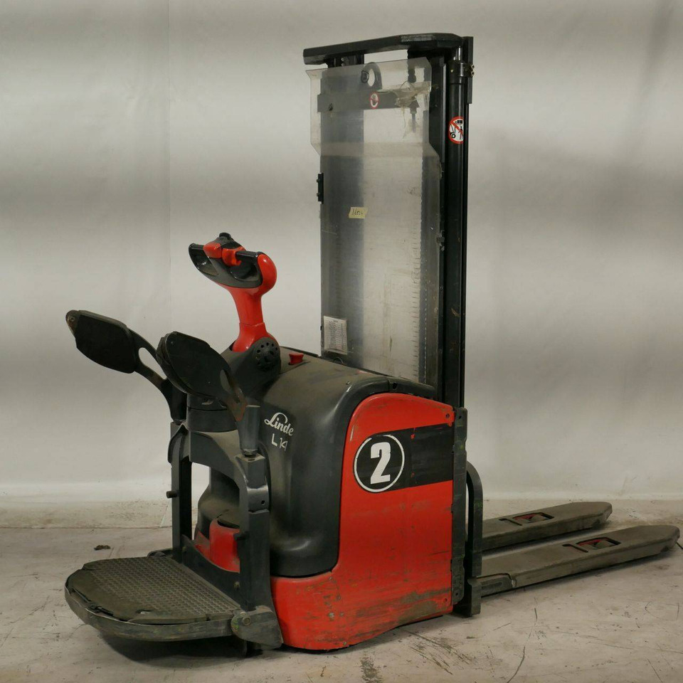 Linde L14AP (372) - Apilador: foto 1 Linde L14AP (372) - Apilador: foto 1