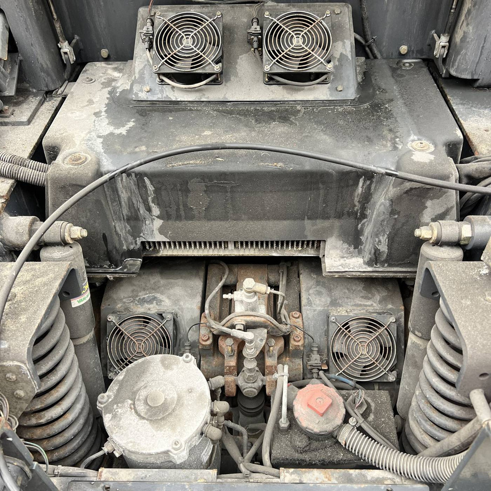 Leasing de Linde P250 SWB (127) Linde P250 SWB (127): foto 10 Leasing de Linde P250 SWB (127) Linde P250 SWB (127): foto 10