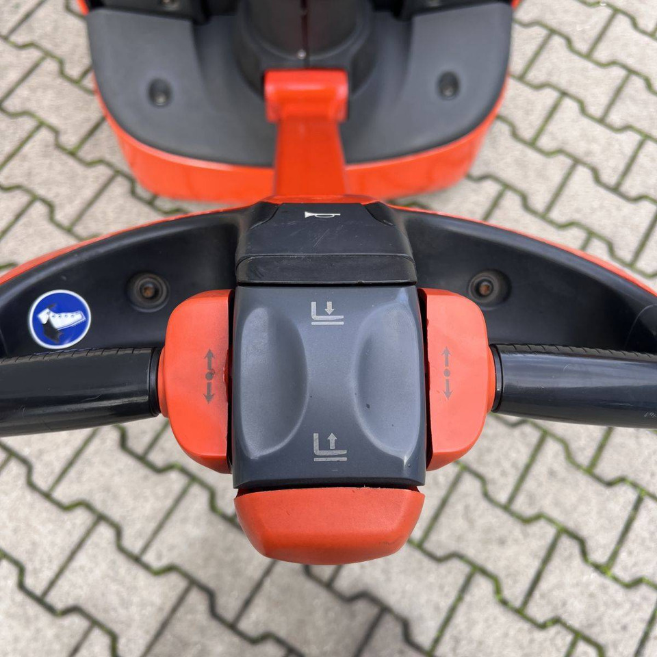 Linde T16 (1152) - Transpaleta: foto 5 Linde T16 (1152) - Transpaleta: foto 5