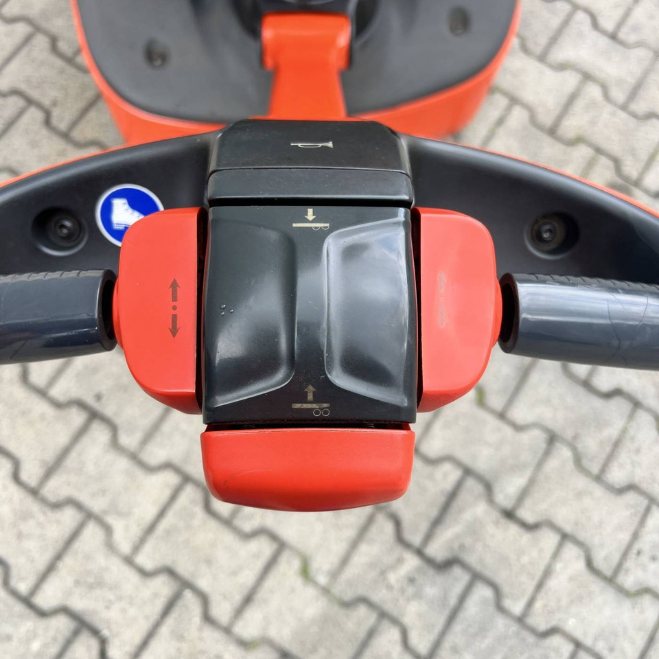 Linde T20 (1152) - Transpaleta: foto 5 Linde T20 (1152) - Transpaleta: foto 5