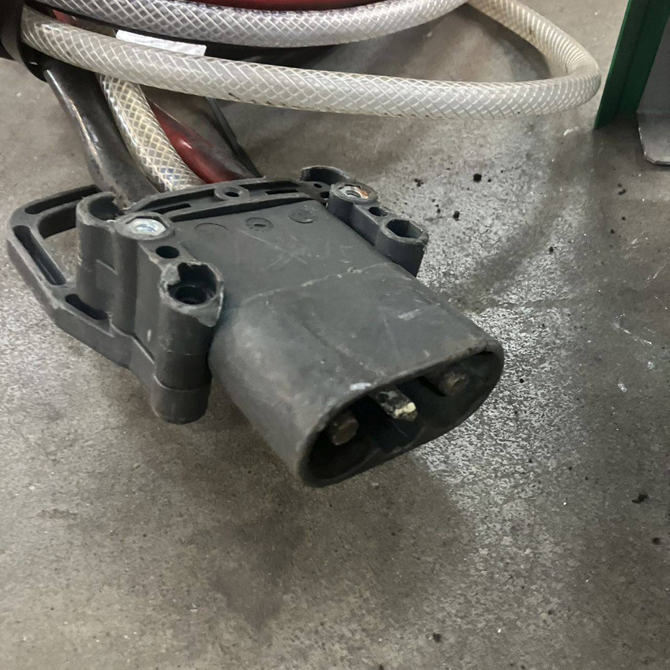 Hoppecke D400 G48/65- B-F14 HO-HF Trak Air - Piezas de recambio para Equipo de manutención: foto 4 Hoppecke D400 G48/65- B-F14 HO-HF Trak Air - Piezas de recambio para Equipo de manutención: foto 4