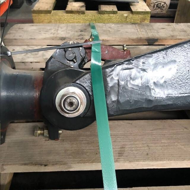Rear axle AL16-01 2500  for Linde - Eje y piezas para Equipo de manutención: foto 4 Rear axle AL16-01 2500  for Linde - Eje y piezas para Equipo de manutención: foto 4