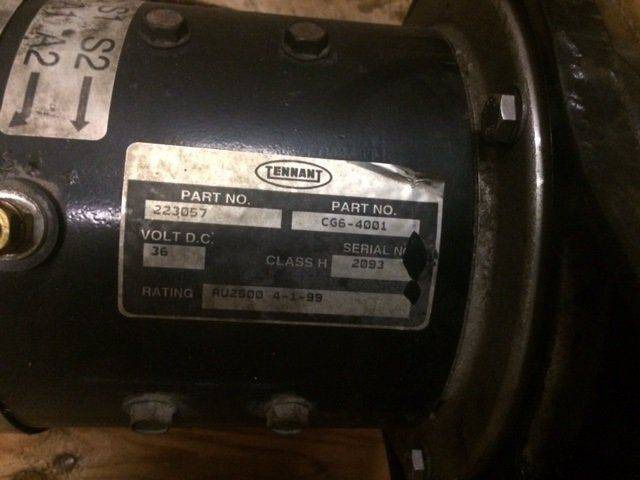 Tennant Electrical motor - Motor y piezas para Equipo de manutención: foto 2 Tennant Electrical motor - Motor y piezas para Equipo de manutención: foto 2