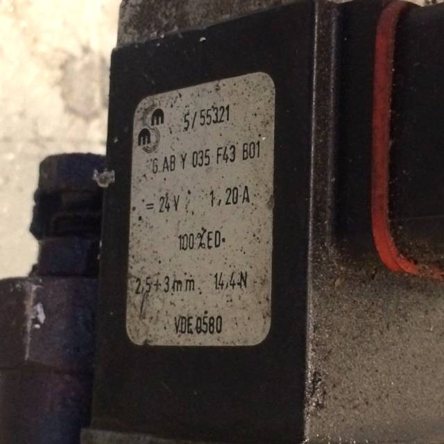 Valve Block for Jungheinrich ERC 12,5 - Válvula hidráulica para Equipo de manutención: foto 2 Valve Block for Jungheinrich ERC 12,5 - Válvula hidráulica para Equipo de manutención: foto 2