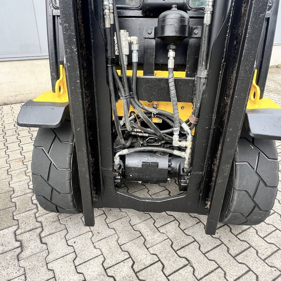 Carretilla elevadora diésel Yale GDP55VX: foto 17 Carretilla elevadora diésel Yale GDP55VX: foto 17