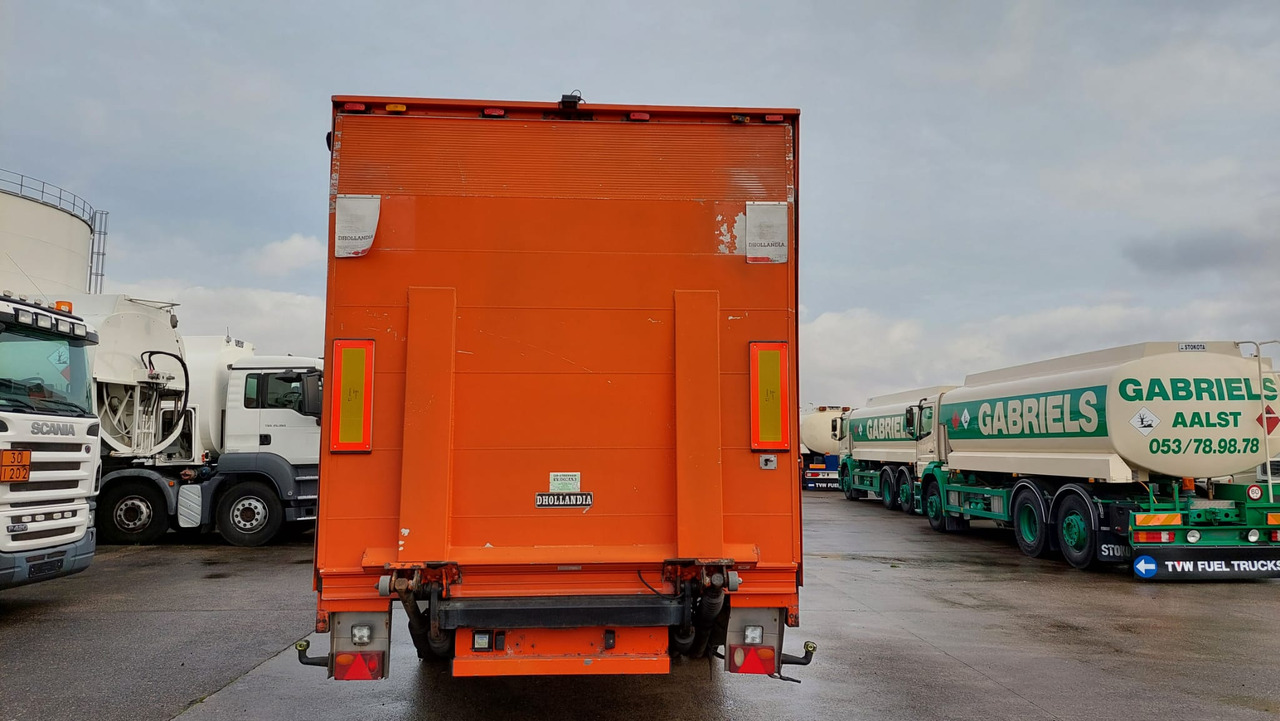 Cabeza tractora SCANIA: foto 8