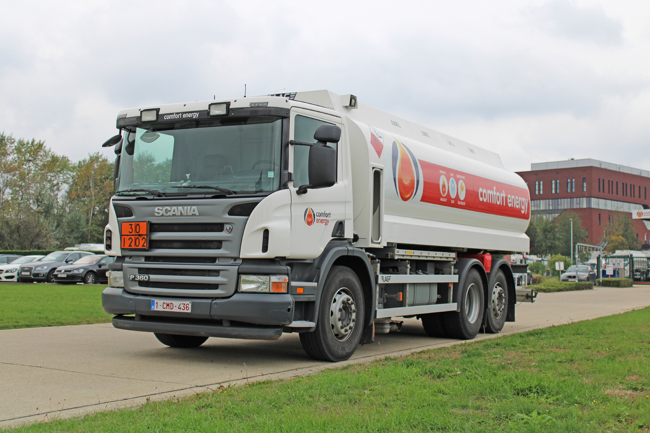 Scania P360 - Camión cisterna: foto 1 Scania P360 - Camión cisterna: foto 1