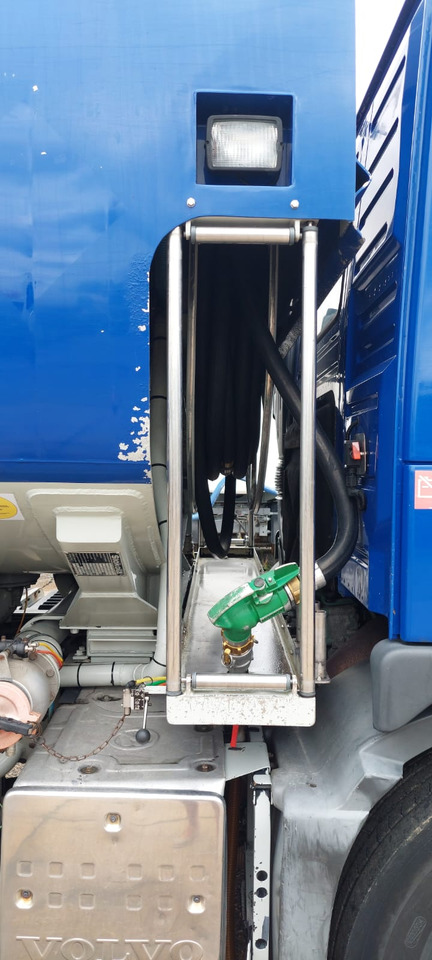 VOLVO FM - Camión cisterna: foto 4 VOLVO FM - Camión cisterna: foto 4