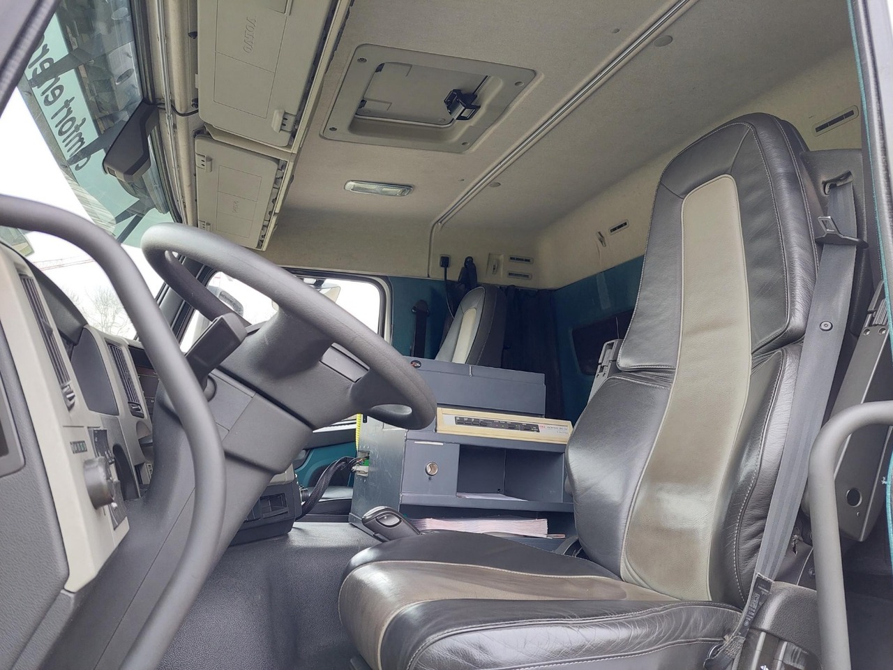 VOLVO FM - Camión cisterna: foto 3 VOLVO FM - Camión cisterna: foto 3