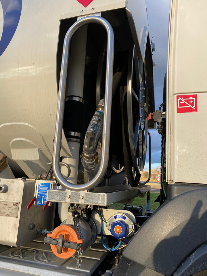 Camión cisterna VOLVO FM: foto 12 Camión cisterna VOLVO FM: foto 12