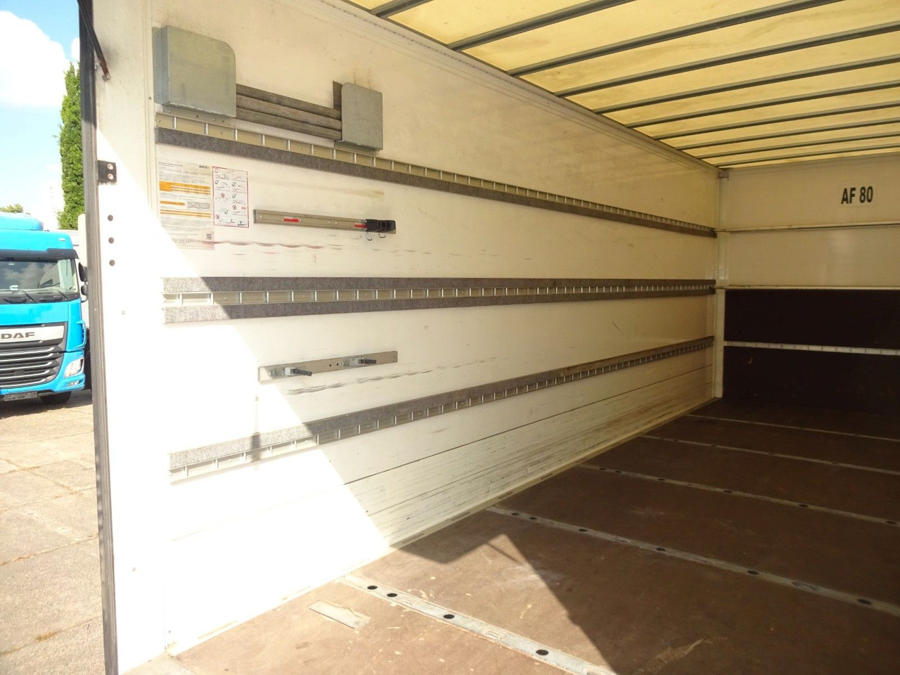 Furgoneta caja cerrada MAN TGL 8.190, LBW, Luft, Tempomat, Standheizung: foto 10 Furgoneta caja cerrada MAN TGL 8.190, LBW, Luft, Tempomat, Standheizung: foto 10