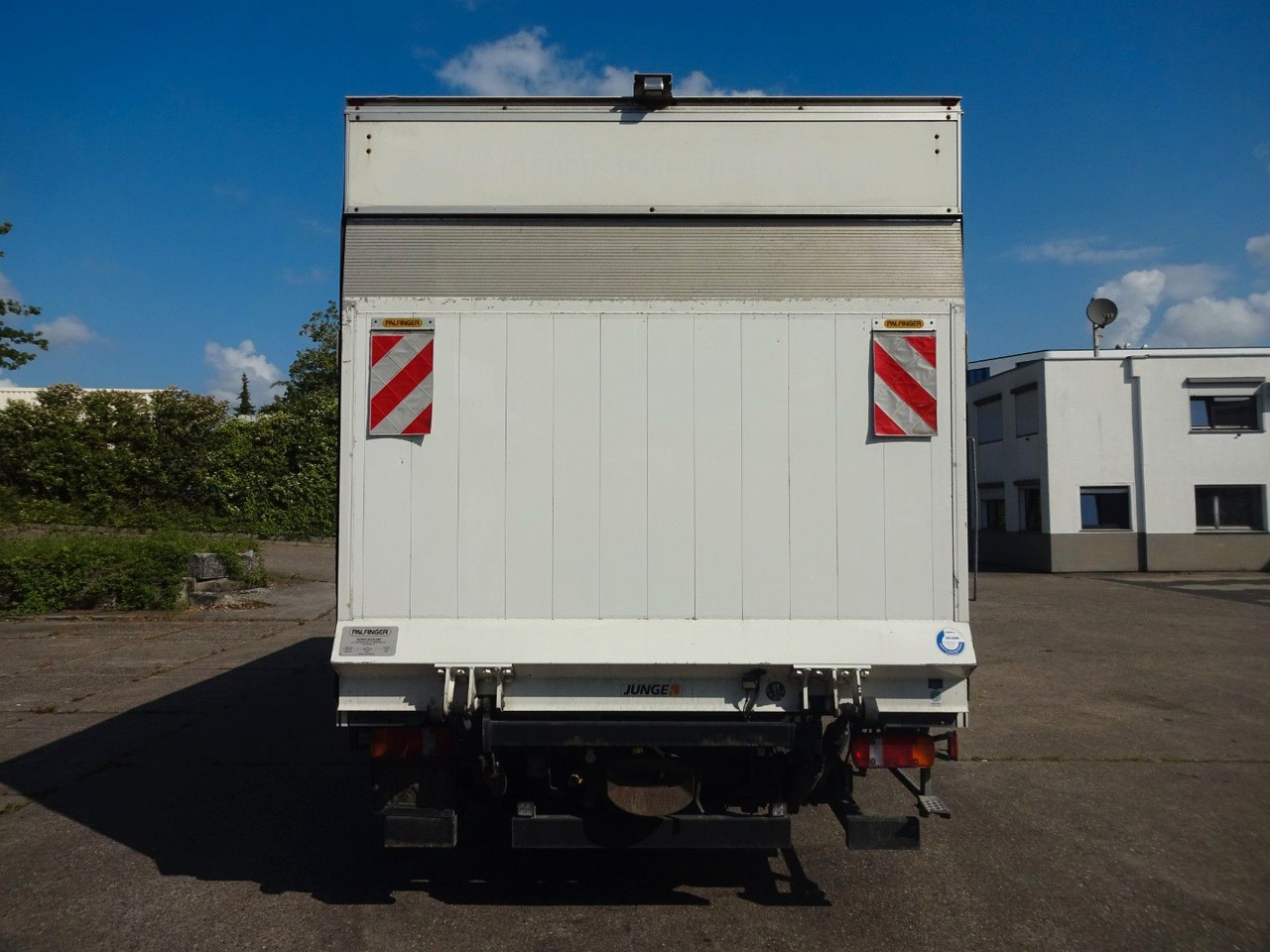 Furgoneta caja cerrada MAN TGL 8.190, LBW, Luft, Tempomat, Standheizung: foto 6 Furgoneta caja cerrada MAN TGL 8.190, LBW, Luft, Tempomat, Standheizung: foto 6