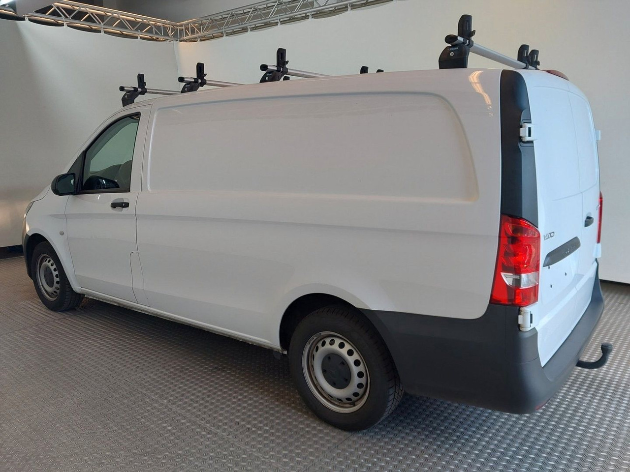 Mercedes-Benz Vito Kasten 114 CDI lang,Klima,AHK,Regale, Kamer - Furgoneta de pasajeros: foto 5 Mercedes-Benz Vito Kasten 114 CDI lang,Klima,AHK,Regale, Kamer - Furgoneta de pasajeros: foto 5