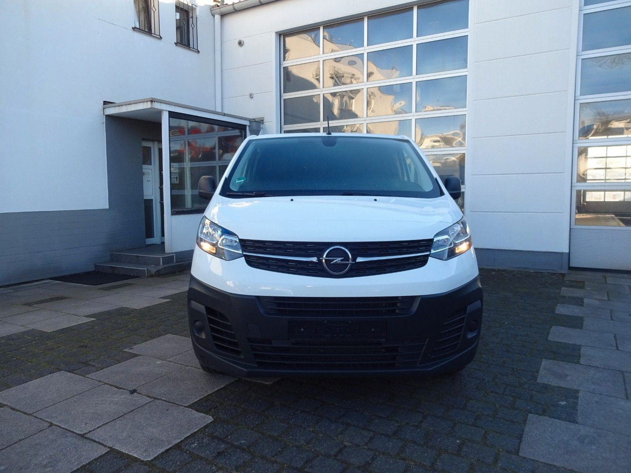 Opel Opel 5 x Vivaro Kasten L1H1, Klima, PDC, - Furgoneta pequeña: foto 4 Opel Opel 5 x Vivaro Kasten L1H1, Klima, PDC, - Furgoneta pequeña: foto 4
