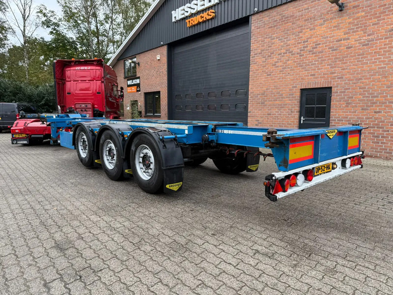 Broshuis 3UCC-39/45 2x20/30/40/45 FT Multi Liftas SAF Schijfremmen - Semirremolque portacontenedore/ Intercambiable: foto 3 Broshuis 3UCC-39/45 2x20/30/40/45 FT Multi Liftas SAF Schijfremmen - Semirremolque portacontenedore/ Intercambiable: foto 3
