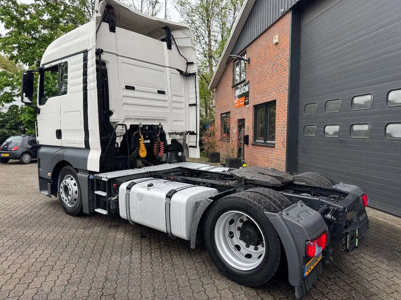 MAN TGX 18.460 XLX Retarder 420.680KM!! 2x tank NL Truck - Cabeza tractora: foto 4 MAN TGX 18.460 XLX Retarder 420.680KM!! 2x tank NL Truck - Cabeza tractora: foto 4