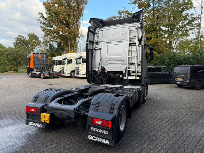 Scania R450 4X2EB Lowliner Retarder Standairco German truck Smarttacho 2 - Cabeza tractora: foto 4 Scania R450 4X2EB Lowliner Retarder Standairco German truck Smarttacho 2 - Cabeza tractora: foto 4