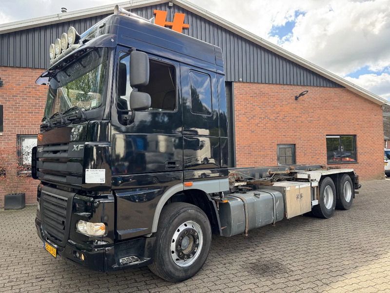 DAF XF 105.460 6X2 Space Cab Manual 565.815KM - Camión con equipo de cable: foto 2 DAF XF 105.460 6X2 Space Cab Manual 565.815KM - Camión con equipo de cable: foto 2
