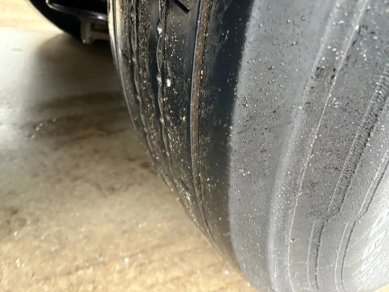 Semirremolque piso movil Knapen Trailers K100 92m3 Cargo Floor 10MM Liftas Schijfremmen: foto 6 Semirremolque piso movil Knapen Trailers K100 92m3 Cargo Floor 10MM Liftas Schijfremmen: foto 6