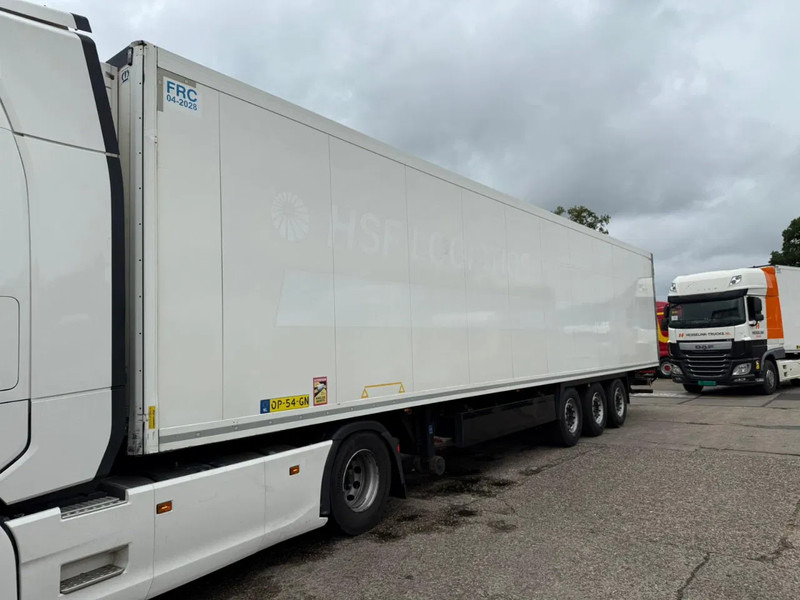 Krone Carrier Vector 1950 MT 5x Meatrails Rohrbahnen Fleisch Hooks - Semirremolque isotérmico: foto 1 Krone Carrier Vector 1950 MT 5x Meatrails Rohrbahnen Fleisch Hooks - Semirremolque isotérmico: foto 1