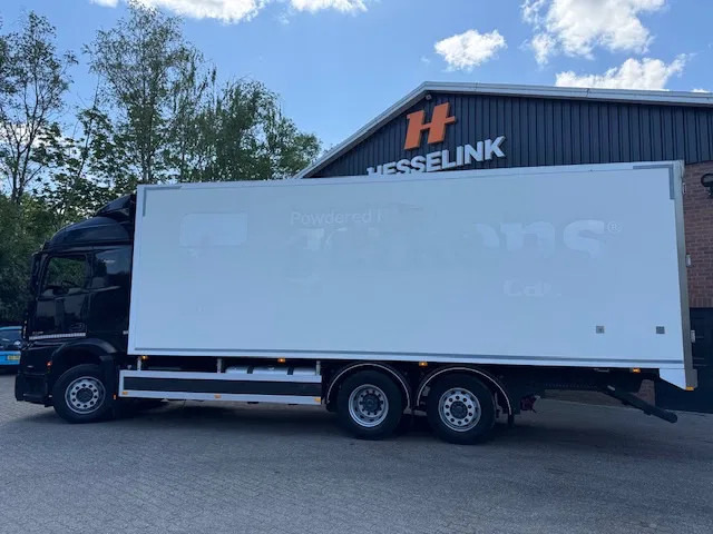Mercedes-Benz 2748 6X2 Bigspace AHK 598.765M! 8.1M Heiwo box, Stuuras, Top condition - Camión caja cerrada: foto 2 Mercedes-Benz 2748 6X2 Bigspace AHK 598.765M! 8.1M Heiwo box, Stuuras, Top condition - Camión caja cerrada: foto 2