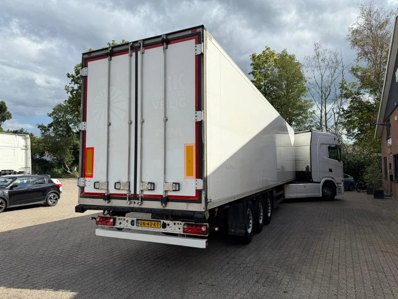 Schmitz Cargobull SKO 24 5x Meatrails Rohrbahnen Fleisch Carrier Vector 1950MT - Semirremolque isotérmico: foto 3 Schmitz Cargobull SKO 24 5x Meatrails Rohrbahnen Fleisch Carrier Vector 1950MT - Semirremolque isotérmico: foto 3