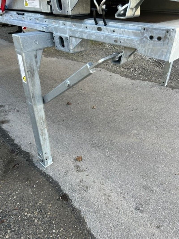 Kögel Wechselrahmen, BDF-System, 7.450 mm lang. - Carrocería abierta: foto 4 Kögel Wechselrahmen, BDF-System, 7.450 mm lang. - Carrocería abierta: foto 4