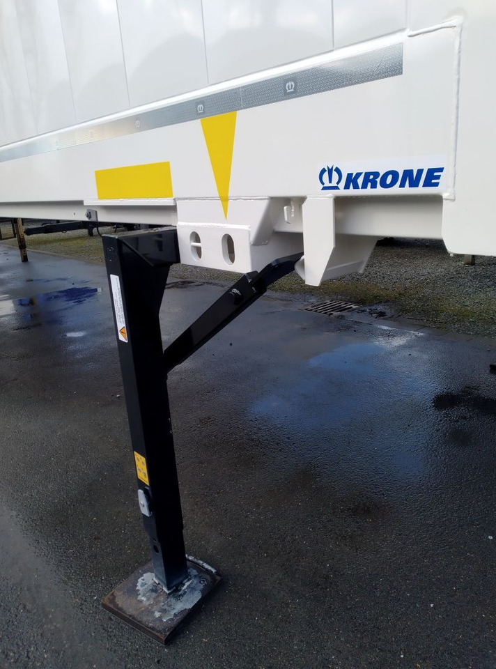 Krone BDF-System, 7.450 mm lang, - Caja cerrada: foto 1 Krone BDF-System, 7.450 mm lang, - Caja cerrada: foto 1