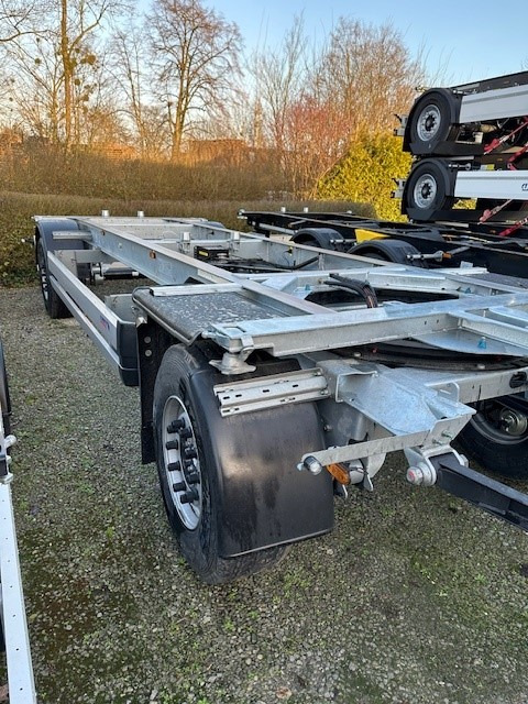 Schmitz Cargobull BDF-System, Standard, ohne Zulassung. - Remolque portacontenedore/ Intercambiable: foto 1 Schmitz Cargobull BDF-System, Standard, ohne Zulassung. - Remolque portacontenedore/ Intercambiable: foto 1