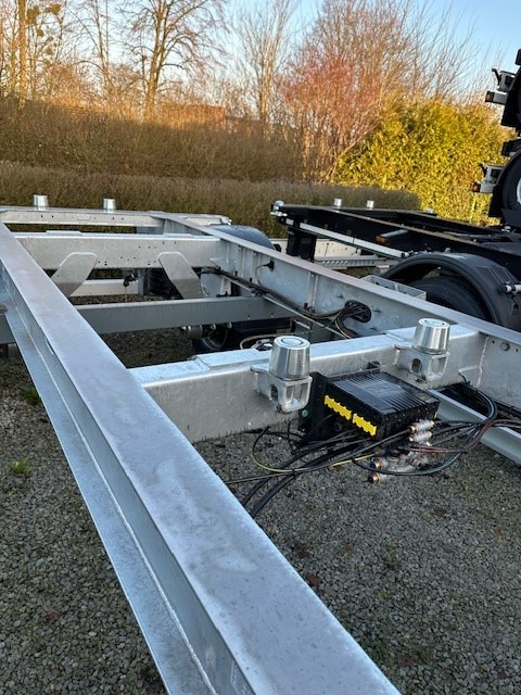 Schmitz Cargobull BDF-System, Standard, ohne Zulassung. - Remolque portacontenedore/ Intercambiable: foto 3 Schmitz Cargobull BDF-System, Standard, ohne Zulassung. - Remolque portacontenedore/ Intercambiable: foto 3