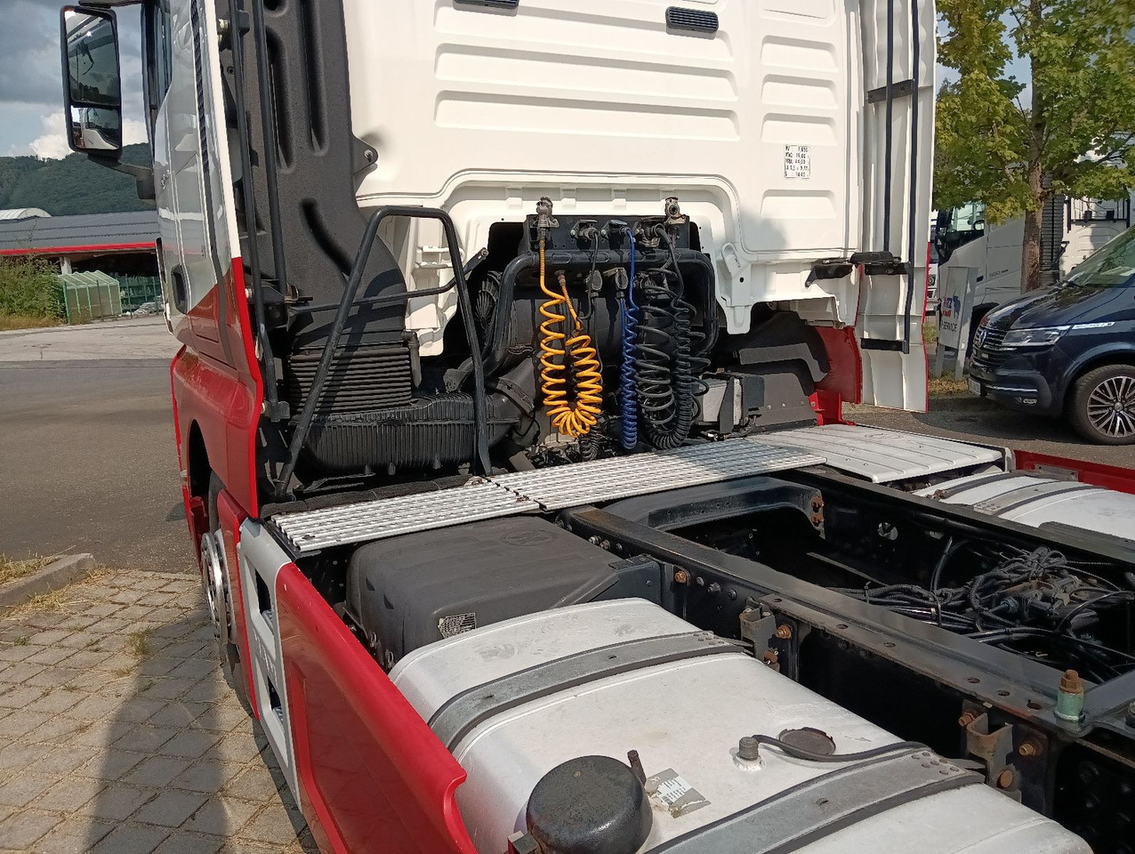 Cabeza tractora MAN TGX 18:440 BLS INTARDER Vollspoiler Reifen70-90% MAN TGX 18:440 BLS INTARDER Vollspoiler Reifen70-90%: foto 24 Cabeza tractora MAN TGX 18:440 BLS INTARDER Vollspoiler Reifen70-90% MAN TGX 18:440 BLS INTARDER Vollspoiler Reifen70-90%: foto 24