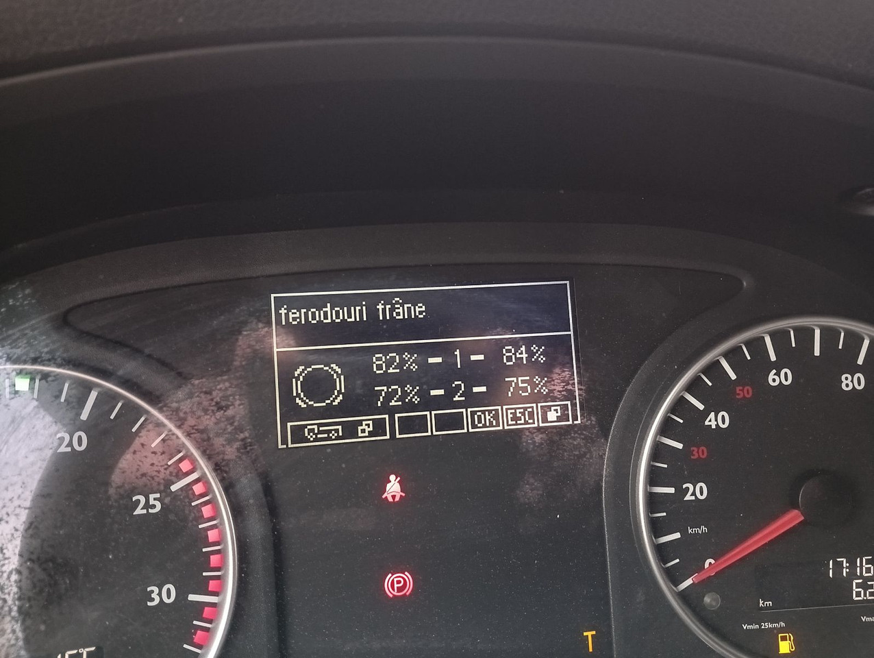 Cabeza tractora MAN TGX 18:440 FLT XLX 2xTank Klima Spoiler Kühlbox MAN TGX 18:440 FLT XLX 2xTank Klima Spoiler Kühlbox: foto 29 Cabeza tractora MAN TGX 18:440 FLT XLX 2xTank Klima Spoiler Kühlbox MAN TGX 18:440 FLT XLX 2xTank Klima Spoiler Kühlbox: foto 29