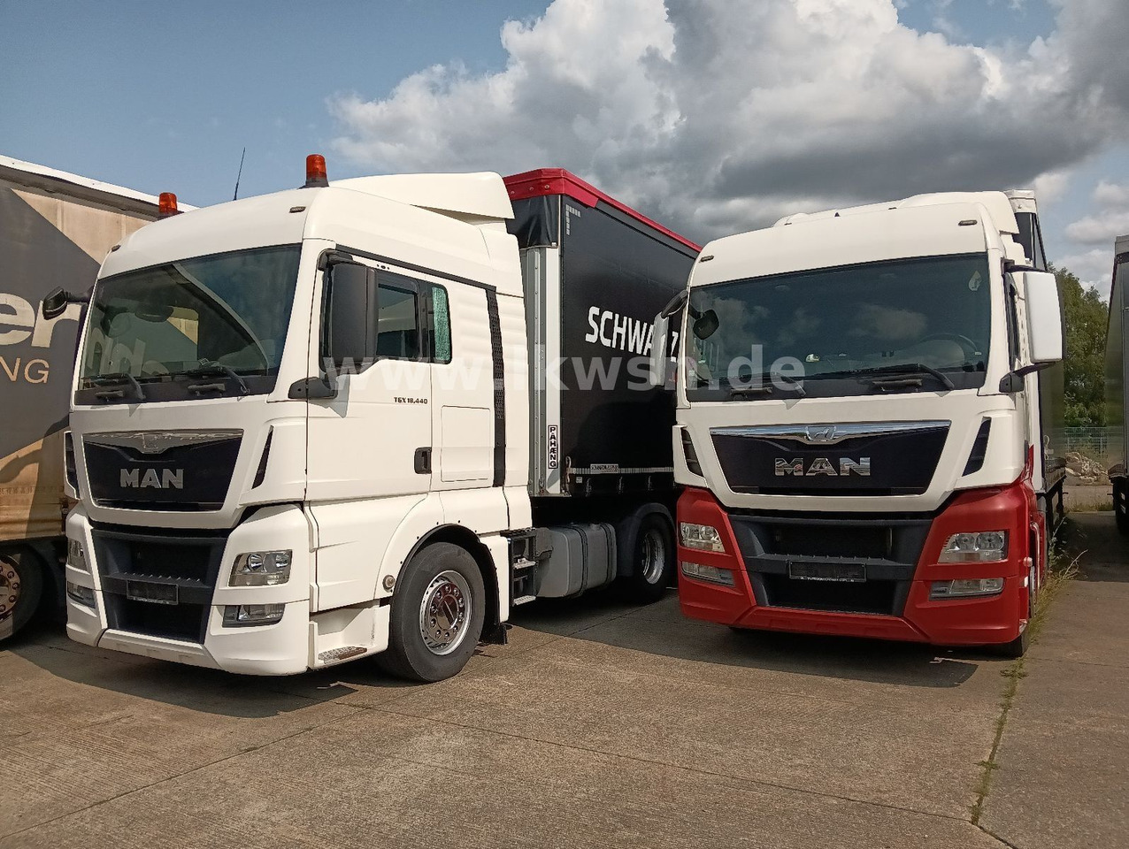 Cabeza tractora MAN TGX 18:440 FLT XLX 2xTank Klima Spoiler Kühlbox MAN TGX 18:440 FLT XLX 2xTank Klima Spoiler Kühlbox: foto 6 Cabeza tractora MAN TGX 18:440 FLT XLX 2xTank Klima Spoiler Kühlbox MAN TGX 18:440 FLT XLX 2xTank Klima Spoiler Kühlbox: foto 6