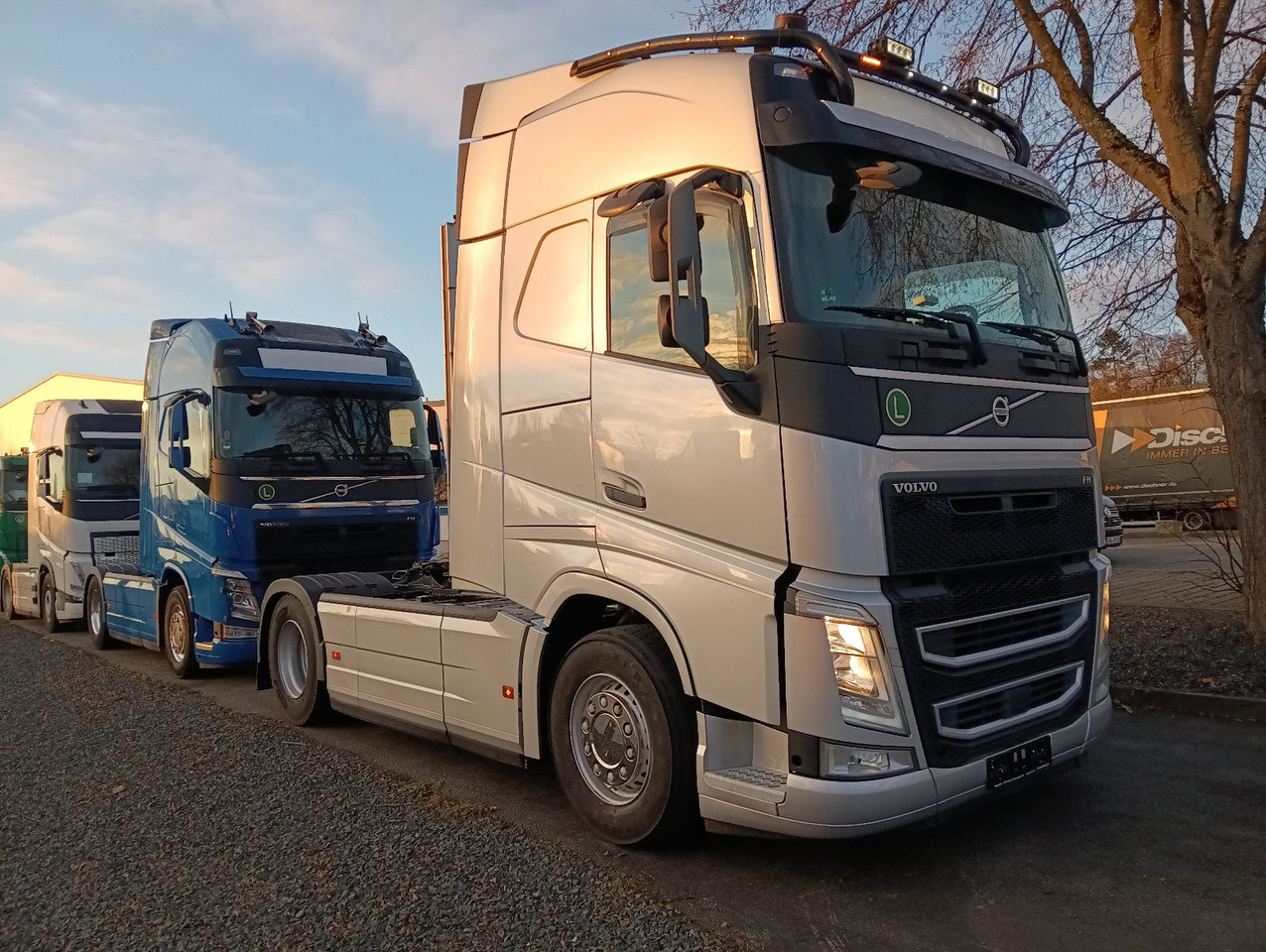 Volvo FH460 Globe FullSpoiler TV I-PARC 2xTank German - Cabeza tractora: foto 1 Volvo FH460 Globe FullSpoiler TV I-PARC 2xTank German - Cabeza tractora: foto 1