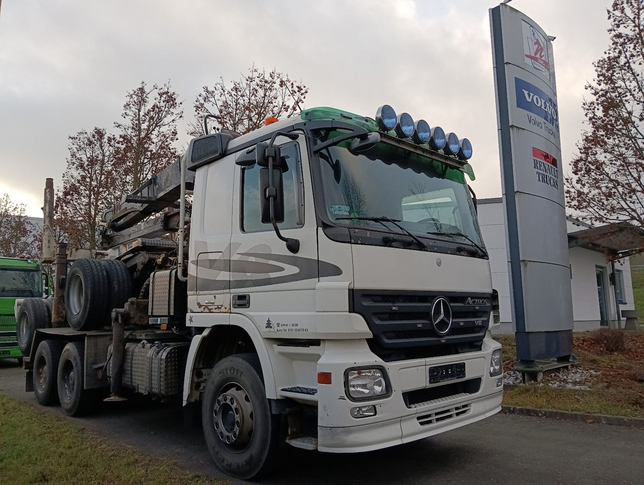 Mercedes-Benz V8 3355 6x4 Blatt/Blatt ATM/ATG GLOGGER EPSILON Mercedes-Benz V8 3355 6x4 Blatt/Blatt ATM/ATG GLOGGER EPSILON - Camión forestal, Camión grúa: foto 4 Mercedes-Benz V8 3355 6x4 Blatt/Blatt ATM/ATG GLOGGER EPSILON Mercedes-Benz V8 3355 6x4 Blatt/Blatt ATM/ATG GLOGGER EPSILON - Camión forestal, Camión grúa: foto 4