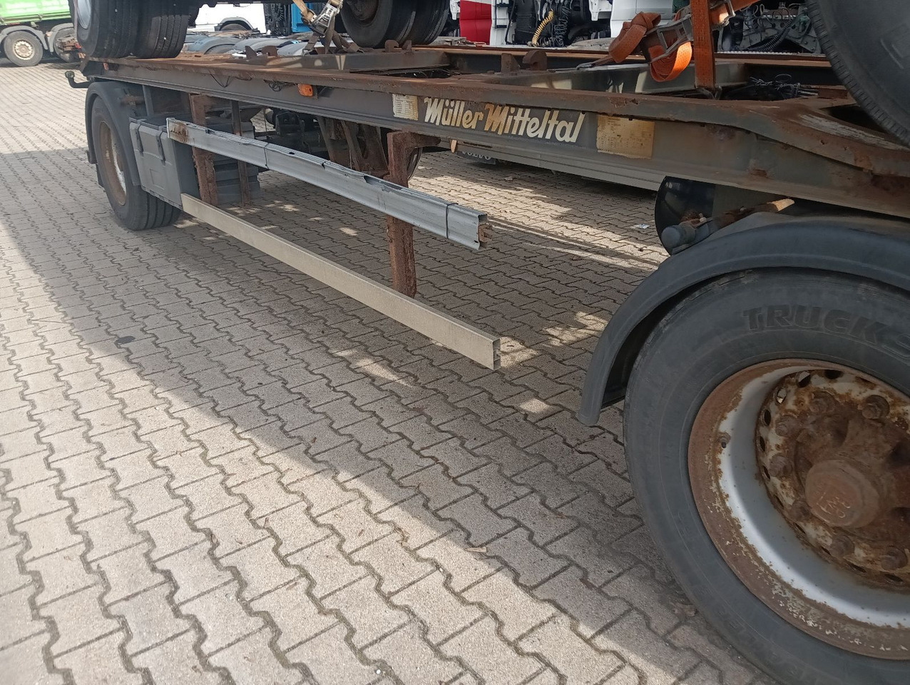 Müller-Mitteltal RA18 Abrollanhänger 7m BPW Trommel TÜV 5/2025 Müller-Mitteltal RA18 Abrollanhänger 7m BPW Trommel TÜV 5/2025 - Remolque multilift/ Portacontenedores de cadenas: foto 4 Müller-Mitteltal RA18 Abrollanhänger 7m BPW Trommel TÜV 5/2025 Müller-Mitteltal RA18 Abrollanhänger 7m BPW Trommel TÜV 5/2025 - Remolque multilift/ Portacontenedores de cadenas: foto 4