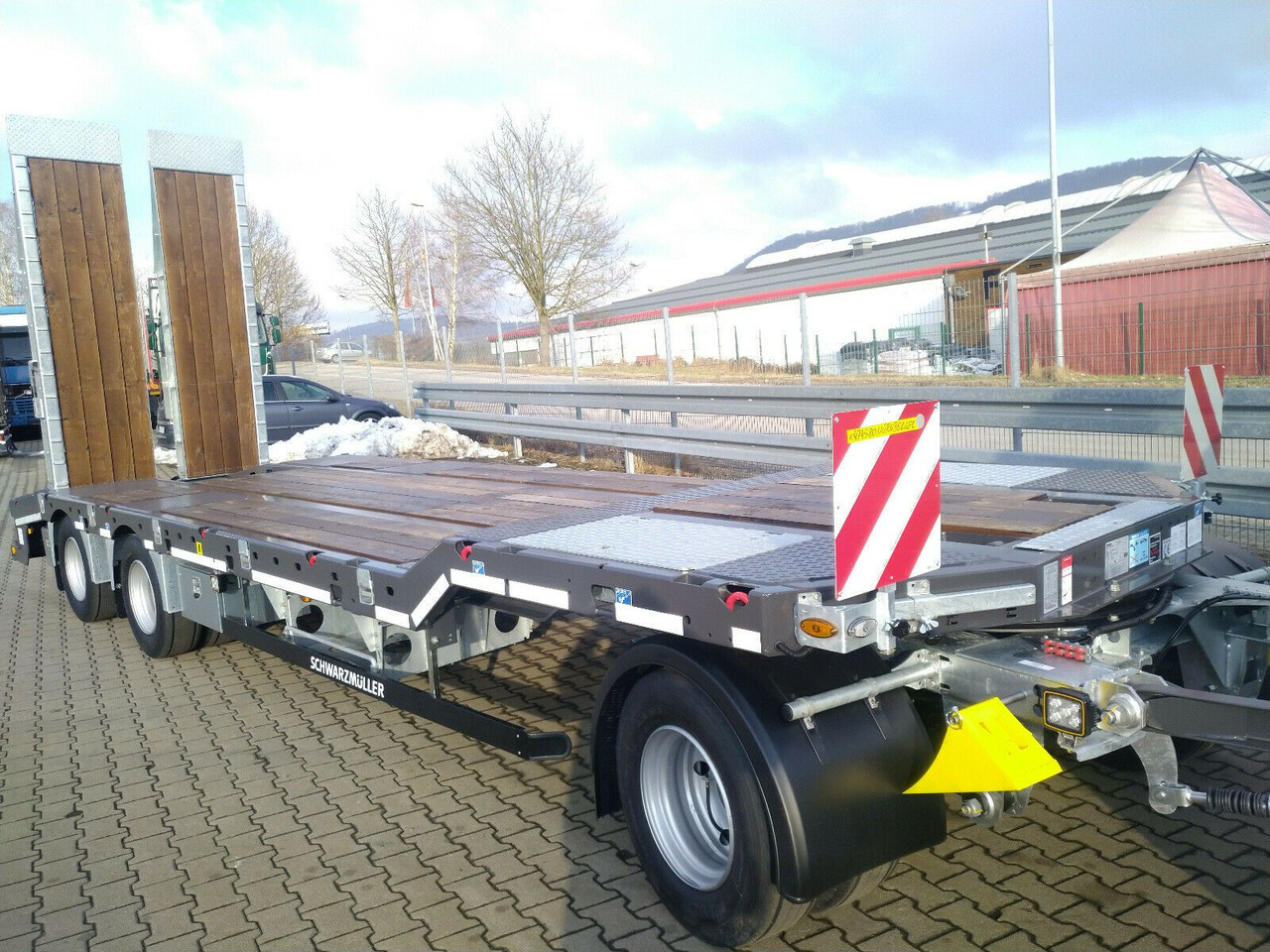 Schwarzmüller 3-A hydr.Rampen Baggermulde Spritzverzinkt Eiche - Remolque góndola rebajadas: foto 1 Schwarzmüller 3-A hydr.Rampen Baggermulde Spritzverzinkt Eiche - Remolque góndola rebajadas: foto 1
