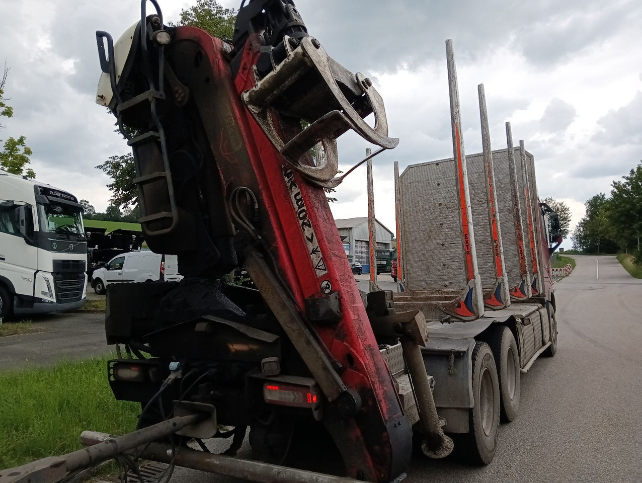 Volvo FH500 6x4R Globe RETARDER EPSILON M13Z FullOptio - Camión forestal, Camión grúa: foto 3 Volvo FH500 6x4R Globe RETARDER EPSILON M13Z FullOptio - Camión forestal, Camión grúa: foto 3