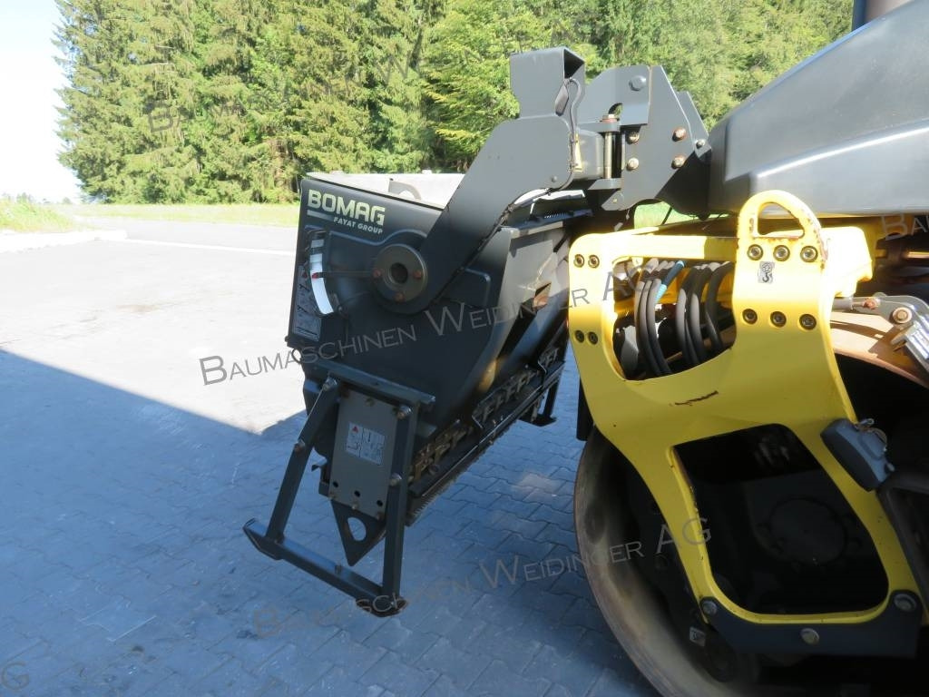 Bomag BS 150 - Esparcidor de sal: foto 4 Bomag BS 150 - Esparcidor de sal: foto 4