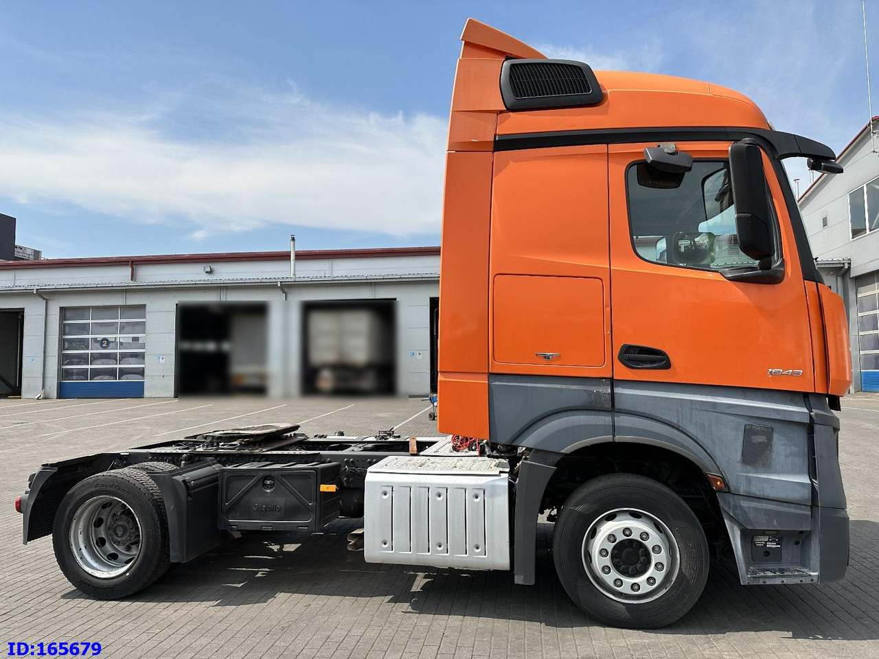 MERCEDES-BENZ Actros 1843 - Mega - Euro6 - Cabeza tractora: foto 1 MERCEDES-BENZ Actros 1843 - Mega - Euro6 - Cabeza tractora: foto 1