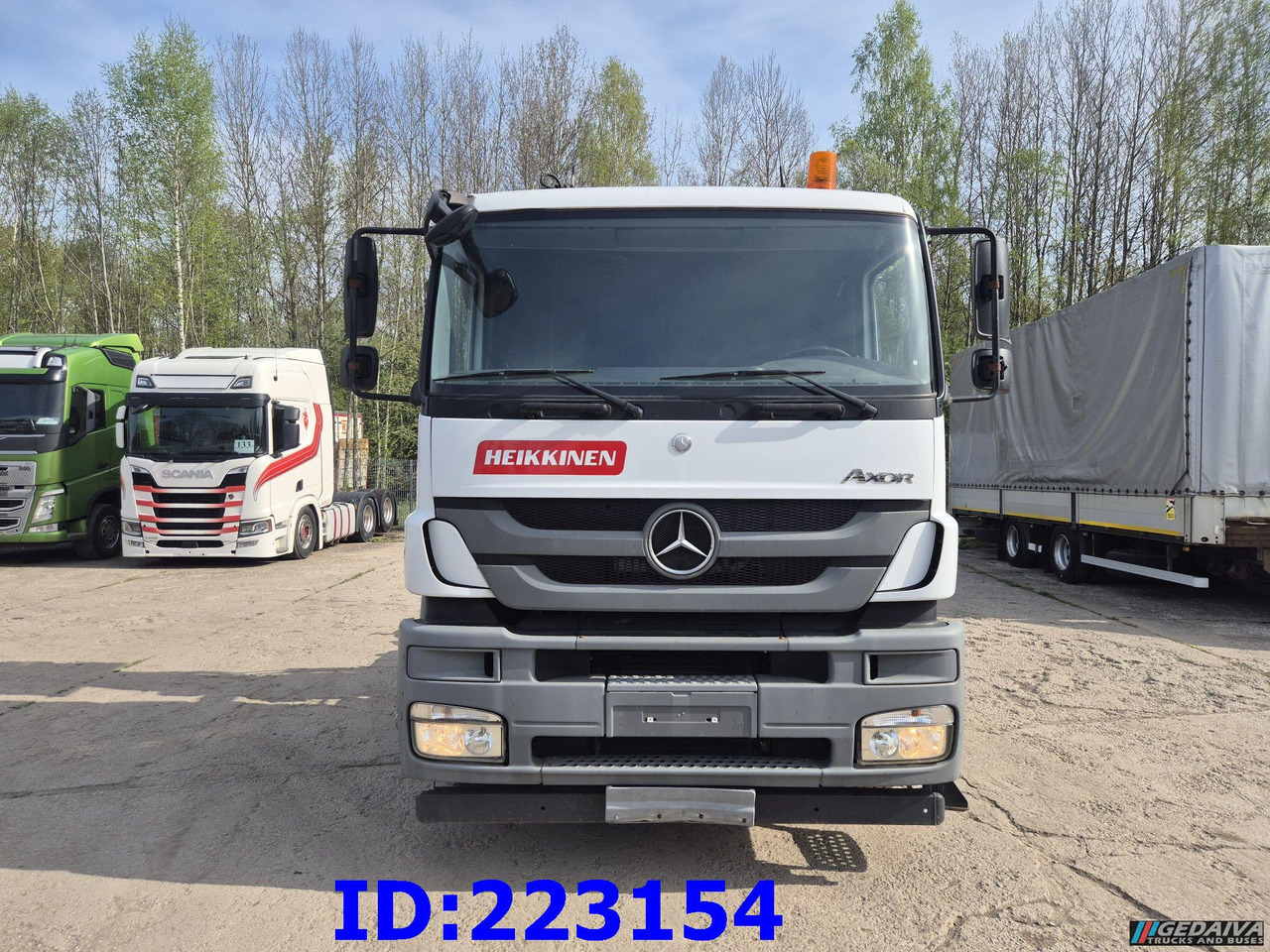 MERCEDES-BENZ Axor 1840 + Crane Epsilon Palfinger 0150Z - Cabeza tractora: foto 2 MERCEDES-BENZ Axor 1840 + Crane Epsilon Palfinger 0150Z - Cabeza tractora: foto 2