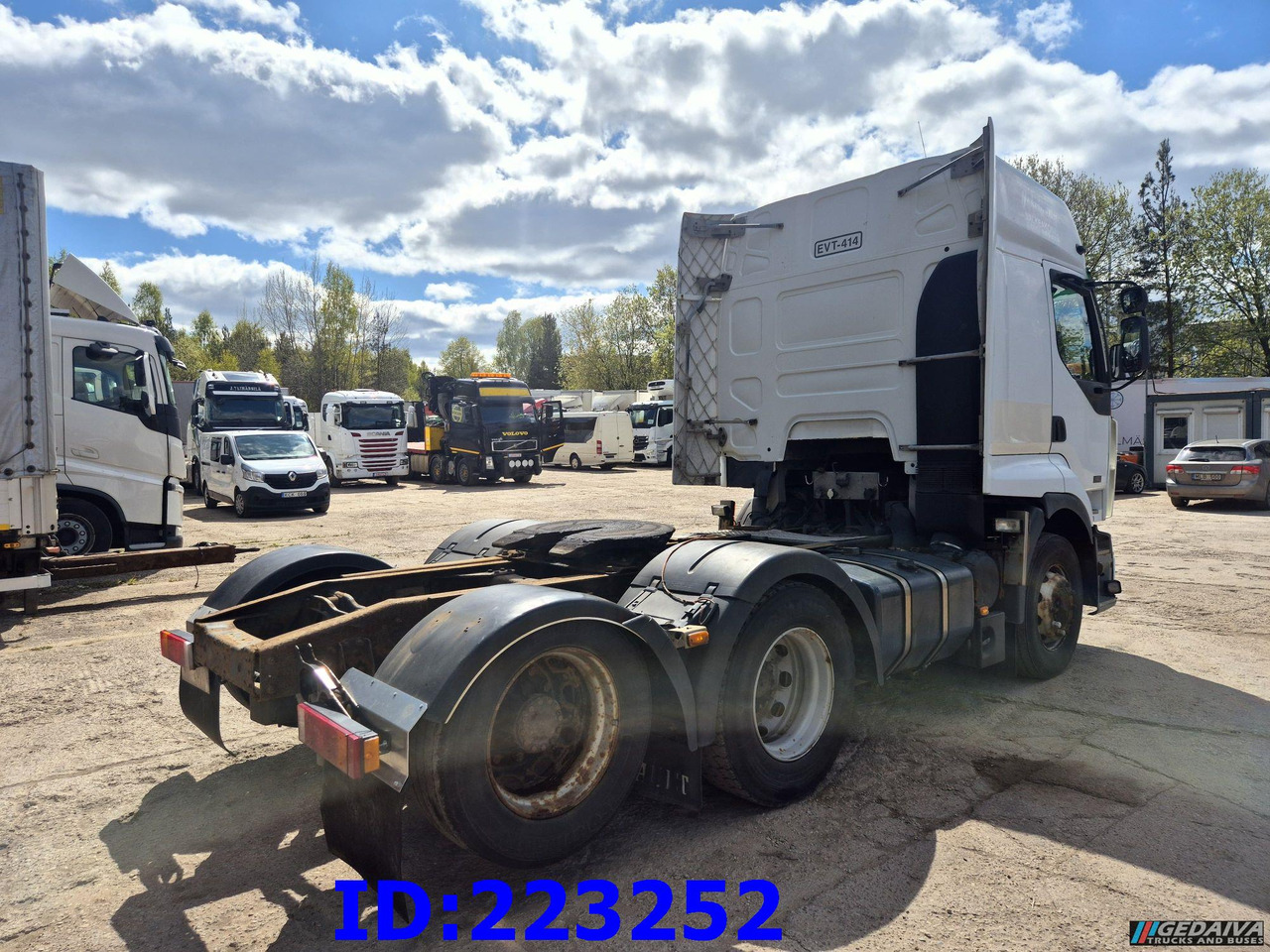 Cabeza tractora RENAULT 420 6x2 Manual: foto 6