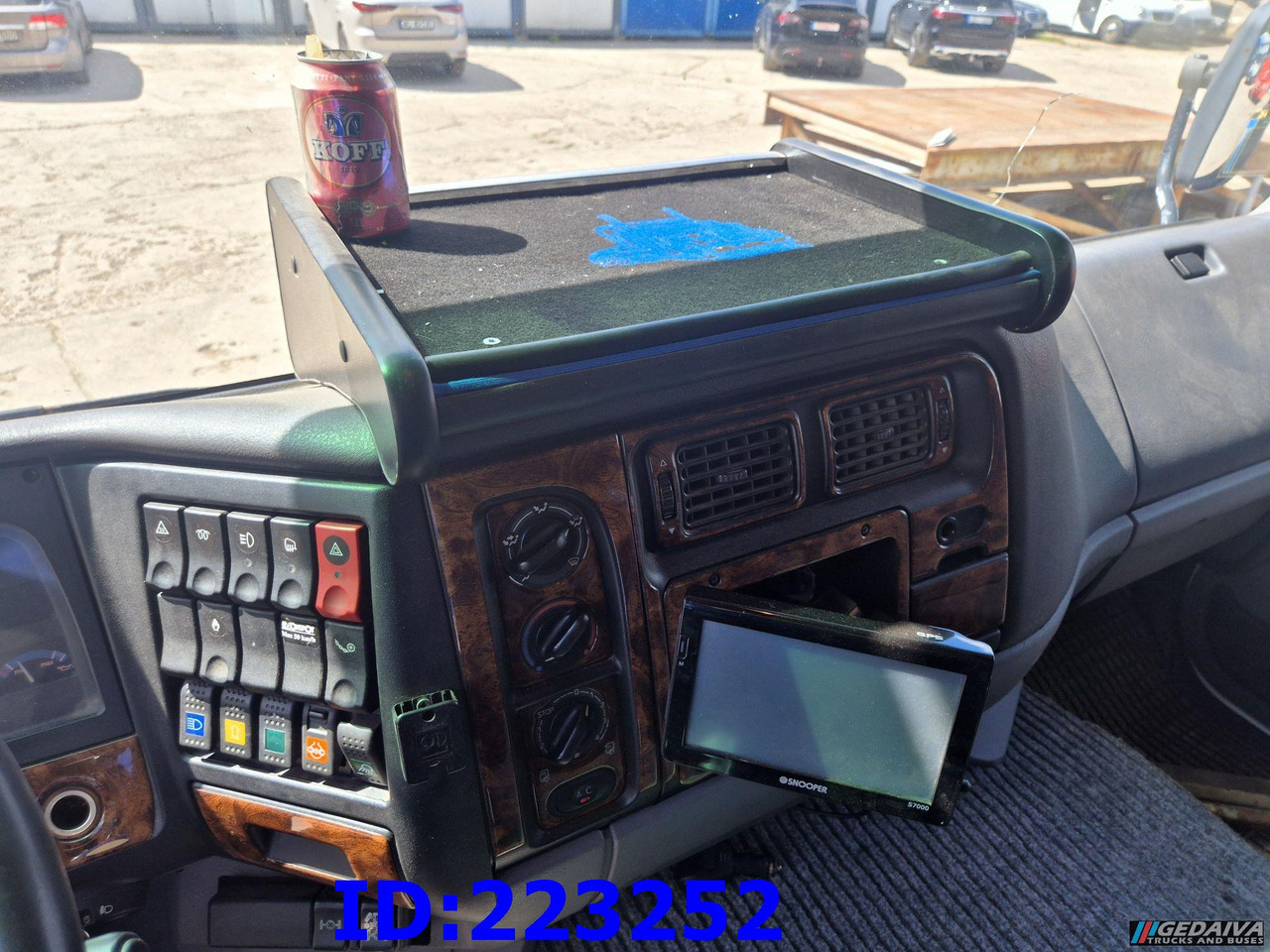 Cabeza tractora RENAULT 420 6x2 Manual: foto 15