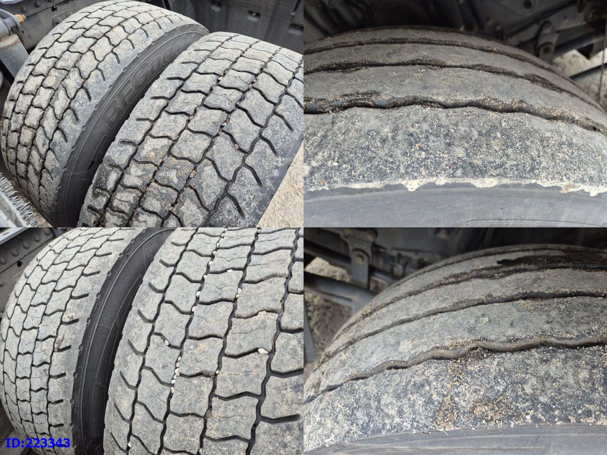 Cabeza tractora SCANIA R520 V8 Retarder: foto 8 Cabeza tractora SCANIA R520 V8 Retarder: foto 8