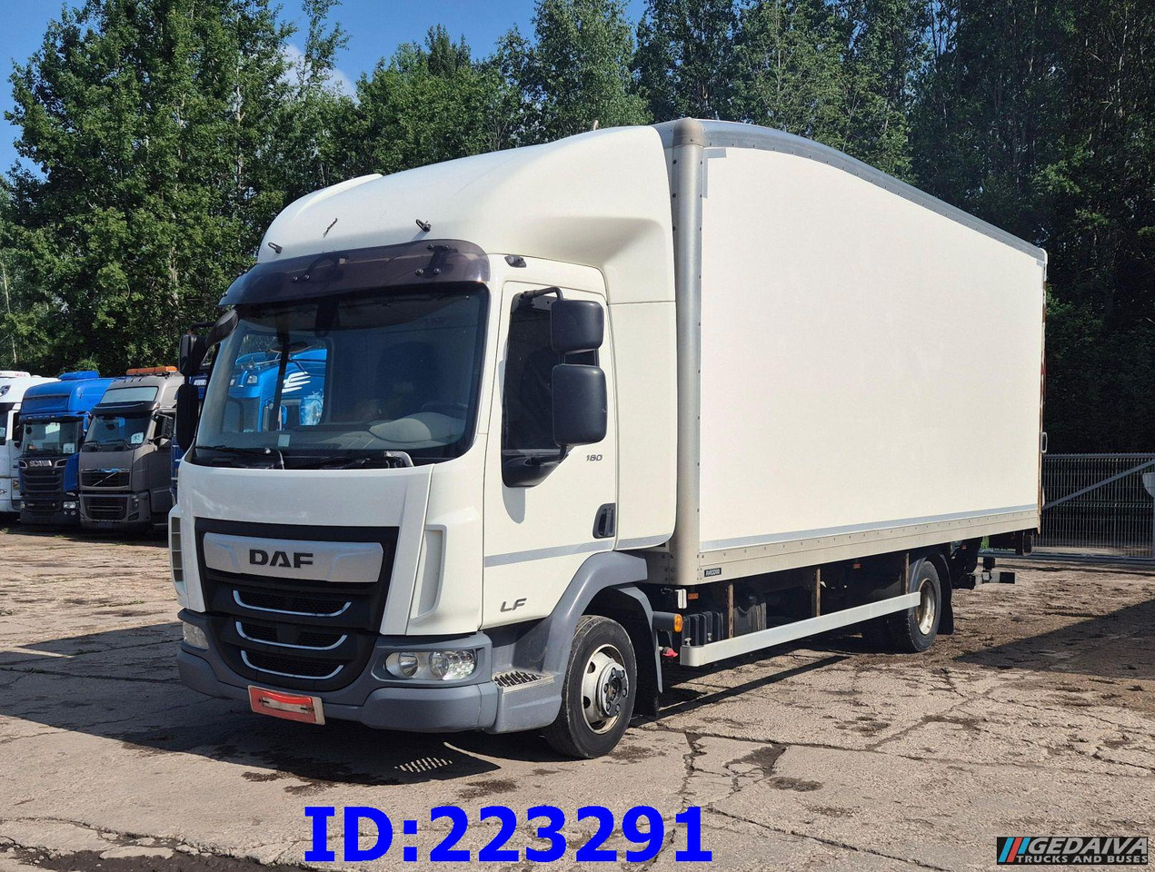 DAF LF 180 FA - Euro6 - Camión caja cerrada: foto 1 DAF LF 180 FA - Euro6 - Camión caja cerrada: foto 1