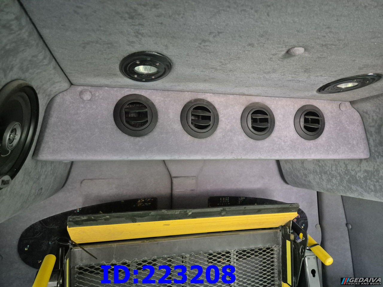 Autocar IVECO Daily Avestark 17-seater: foto 17