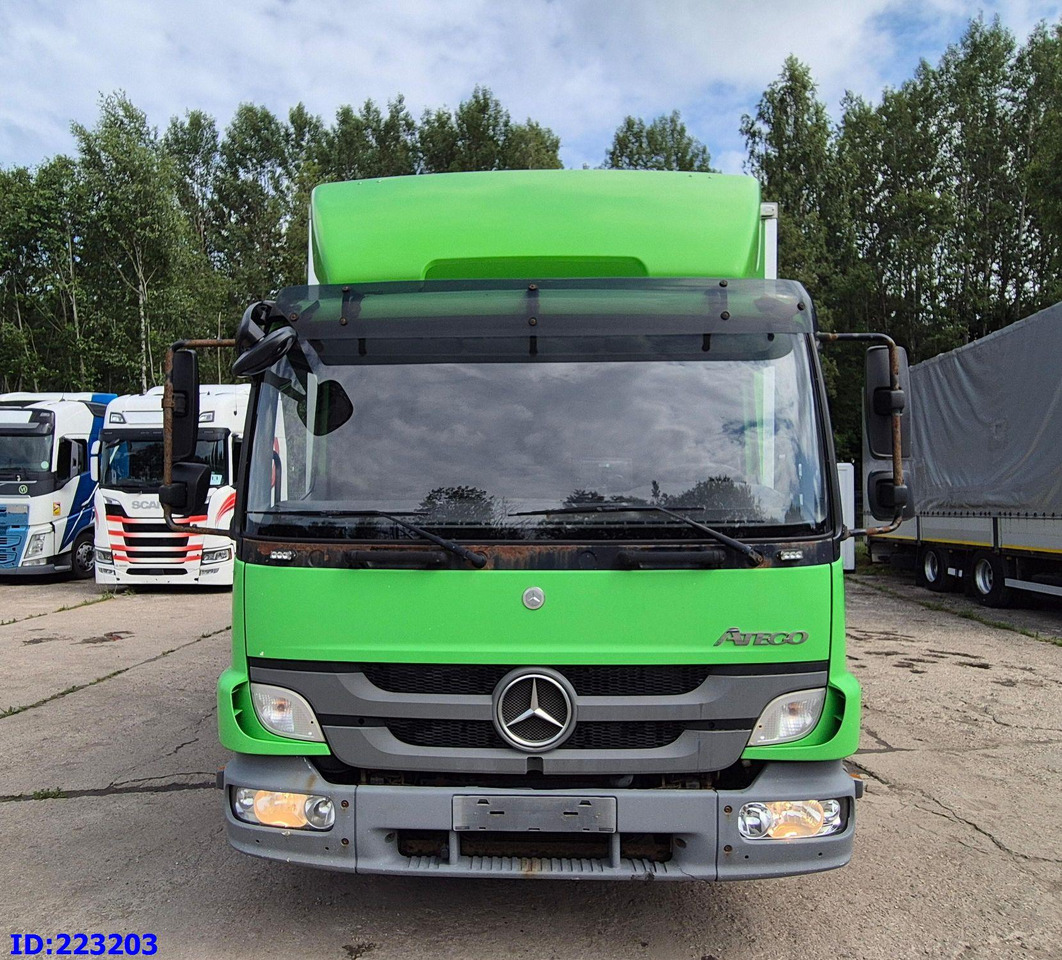 MERCEDES-BENZ Atego 818 4x2 Euro5 Manual - Camión caja cerrada: foto 2 MERCEDES-BENZ Atego 818 4x2 Euro5 Manual - Camión caja cerrada: foto 2